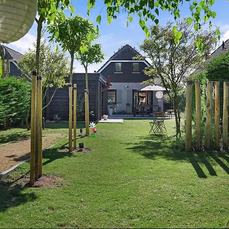 Zuiderdiep 12 - Noordzeepark Not Intended For Company Or Work-related Holiday home *